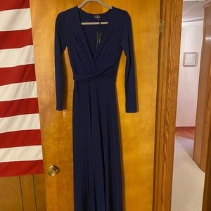 Lulu’s maxi formal dress - NEVER WORN